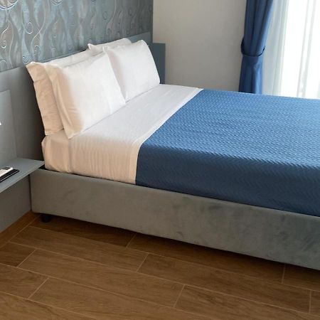 B&B Lungomare Sannazzaro Naples Luaran gambar